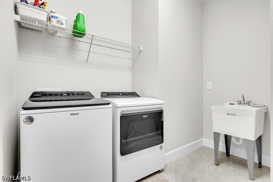 3 Bed SingleFamilyResidence for Sale in Alva, photo 28