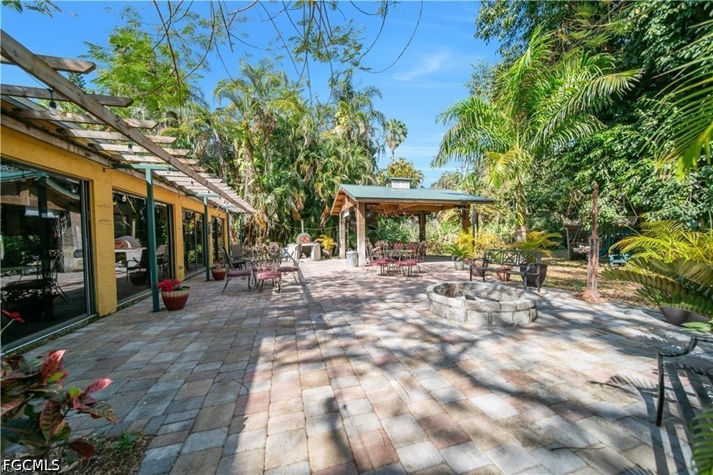 5 Bed SingleFamilyResidence for Sale in North Fort Myers, photo 28