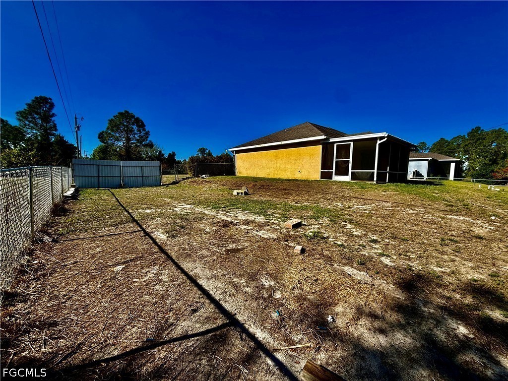 3 Bed SingleFamilyResidence for Sale in Lehigh Acres, photo 28