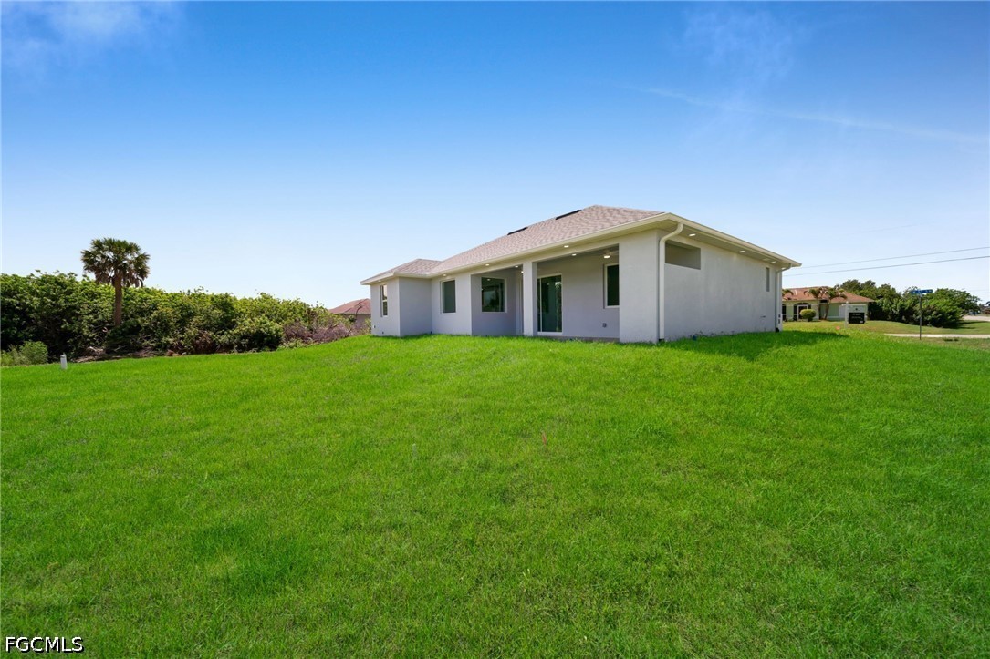 3 Bed SingleFamilyResidence for Sale in Lehigh Acres, photo 28