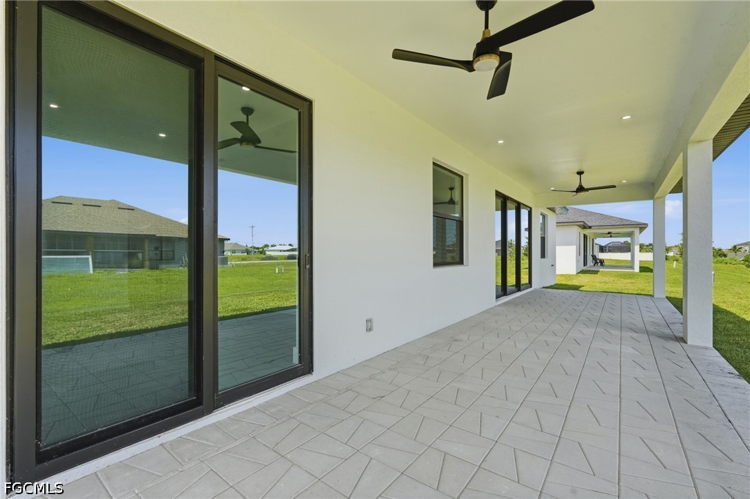 3 Bed SingleFamilyResidence for Sale in Cape Coral, photo 28