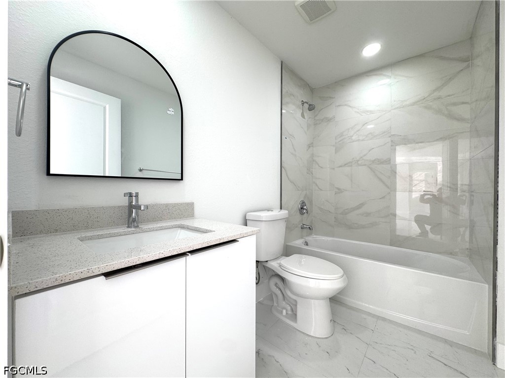 3 Bed SingleFamilyResidence for Sale in Lehigh Acres, photo 28