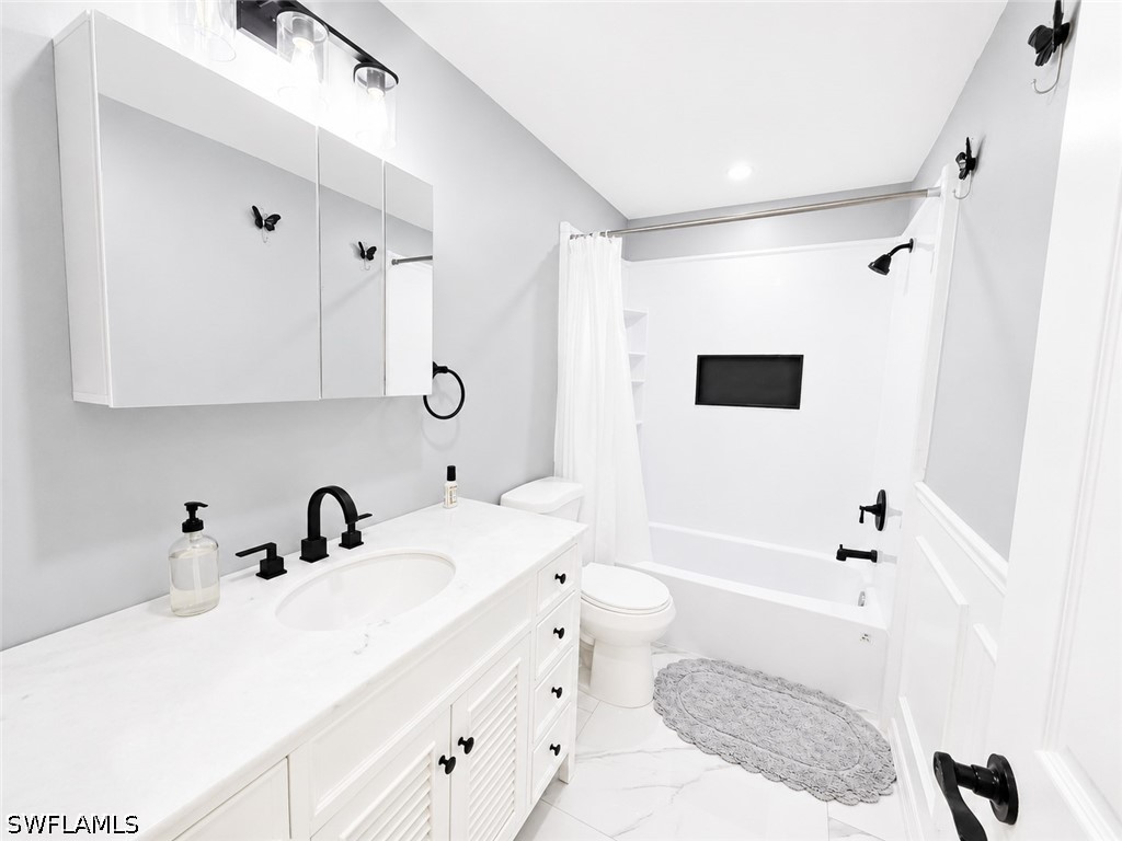 3 Bed SingleFamilyResidence for Sale in Cape Coral, photo 28