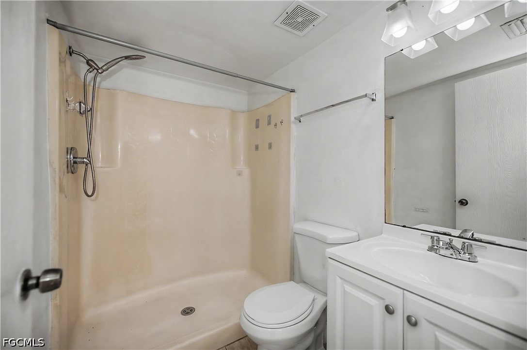 2 Bed Condominium for Sale in Fort Myers, photo 28