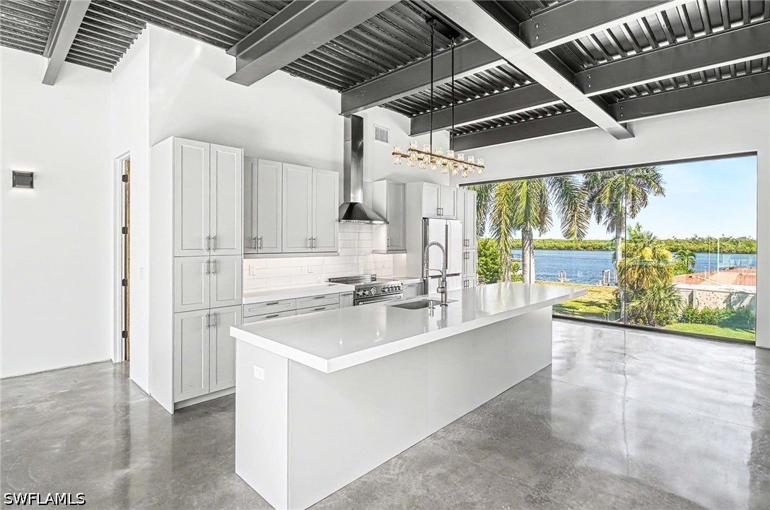 3 Bed Pool Home for Sale in Isles Of Capri, photo 28