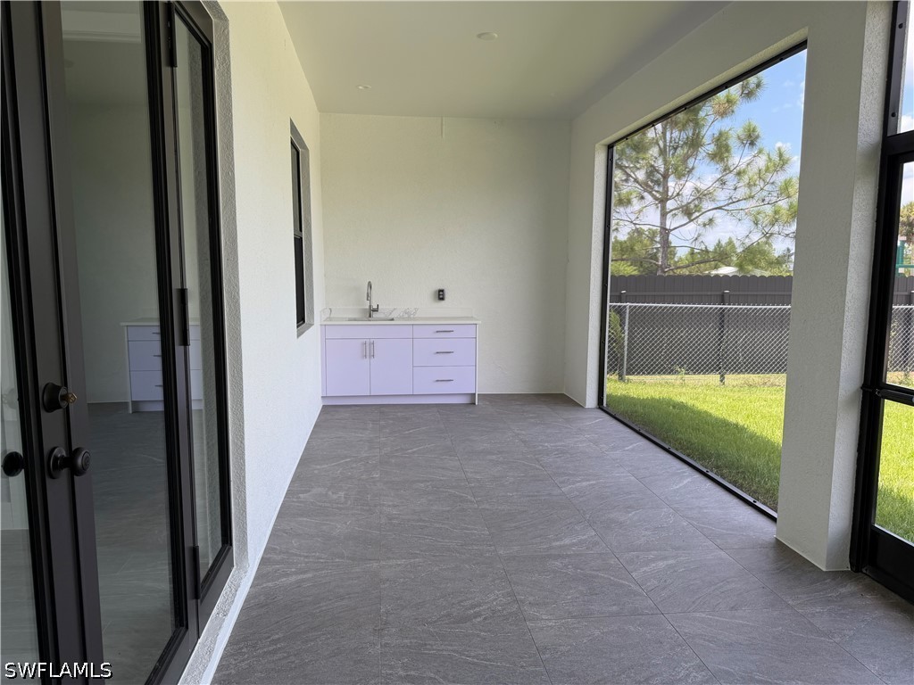 2 Bed SingleFamilyResidence for Sale in Naples, photo 28