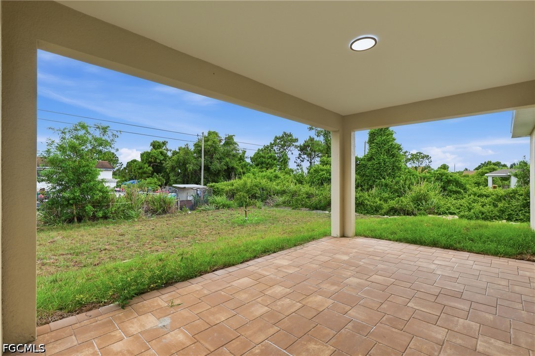 3 Bed SingleFamilyResidence for Sale in Lehigh Acres, photo 28