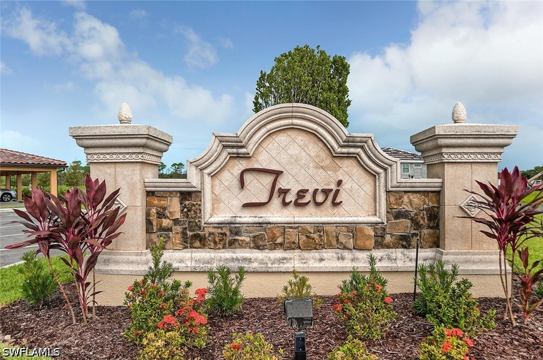 2 Bed Waterfront Home for Sale in Trevi, photo 28