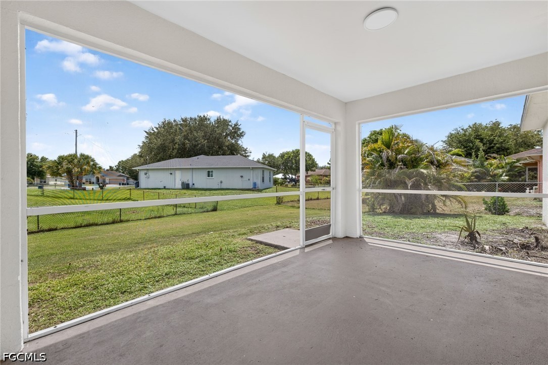3 Bed SingleFamilyResidence for Sale in Lehigh Acres, photo 28