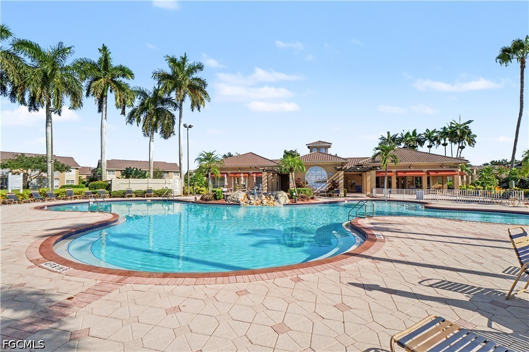 2 Bed Condominium for Sale in Willowbrook, photo 28