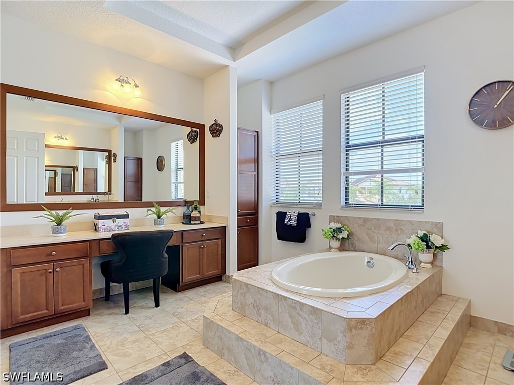 5 Bed Waterfront Home for Sale in Maple Ridge, photo 28