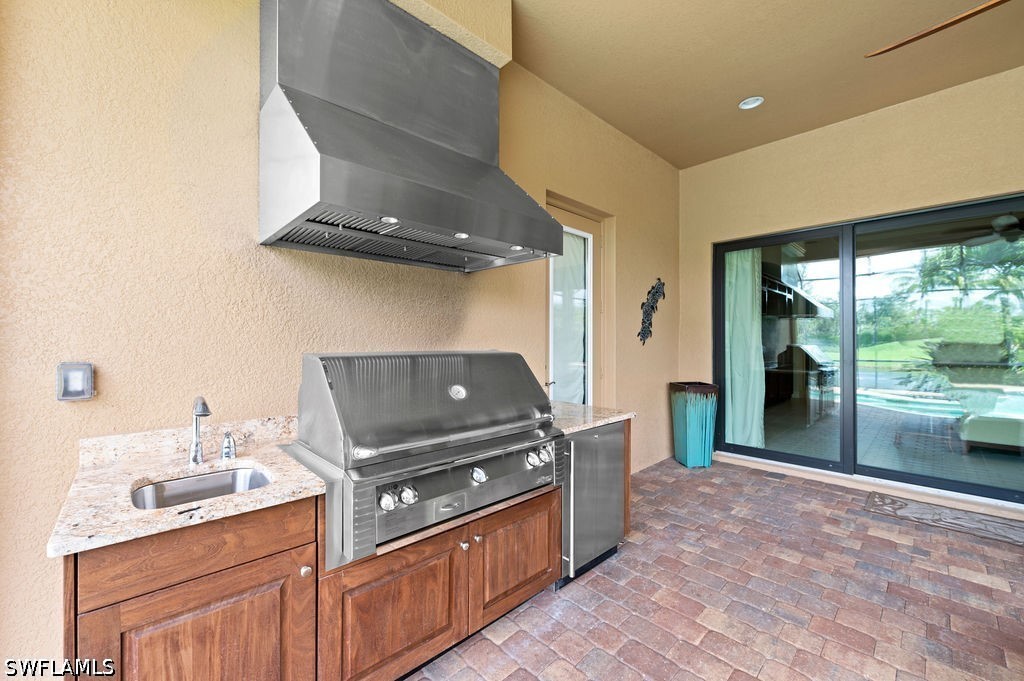 3 Bed Pool Home for Sale in Lakoya, photo 28