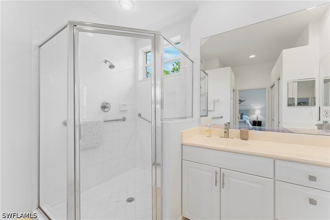 3 Bed Condominium for Sale in Naples, photo 28