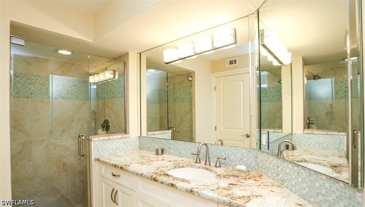 2 Bed Waterfront Home for Sale in Park Shore, photo 28