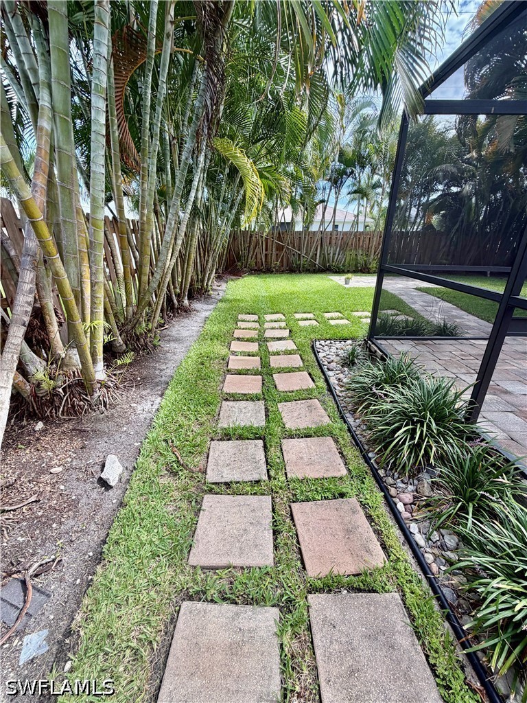 3 Bed SingleFamilyResidence for Sale in Naples, photo 28