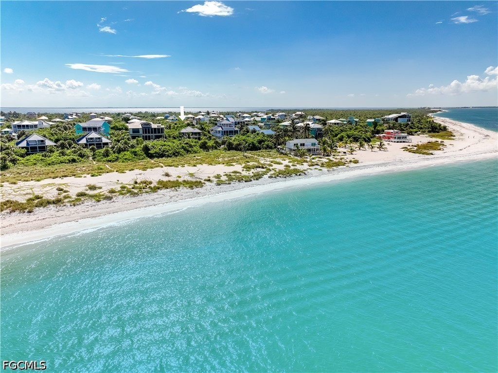 Residential for Sale in Upper Captiva, photo 28
