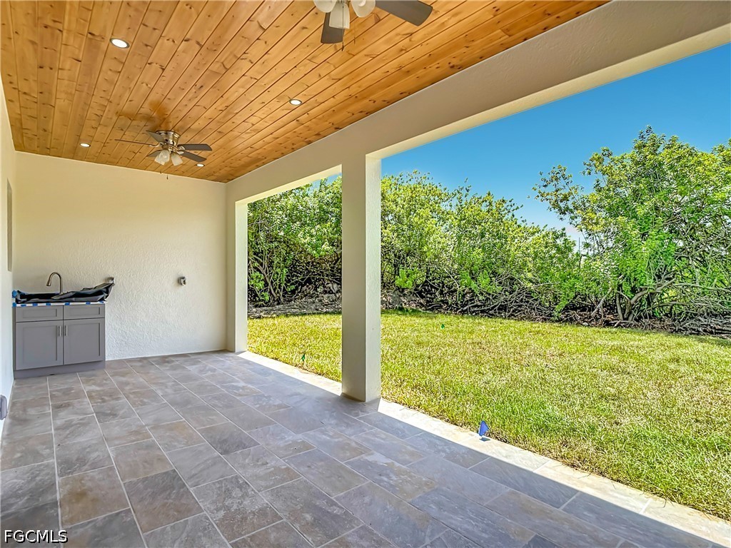 3 Bed Waterfront Home for Sale in Lehigh Acres, photo 28