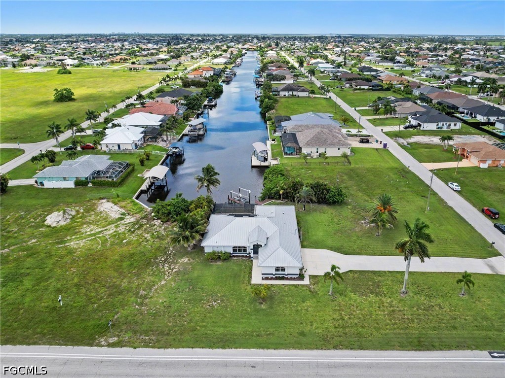 3 Bed Pool Home for Sale in Cape Coral, photo 28