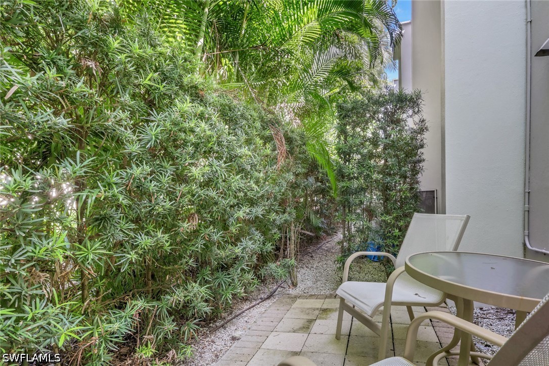 2 Bed Condominium for Sale in Naples, photo 28