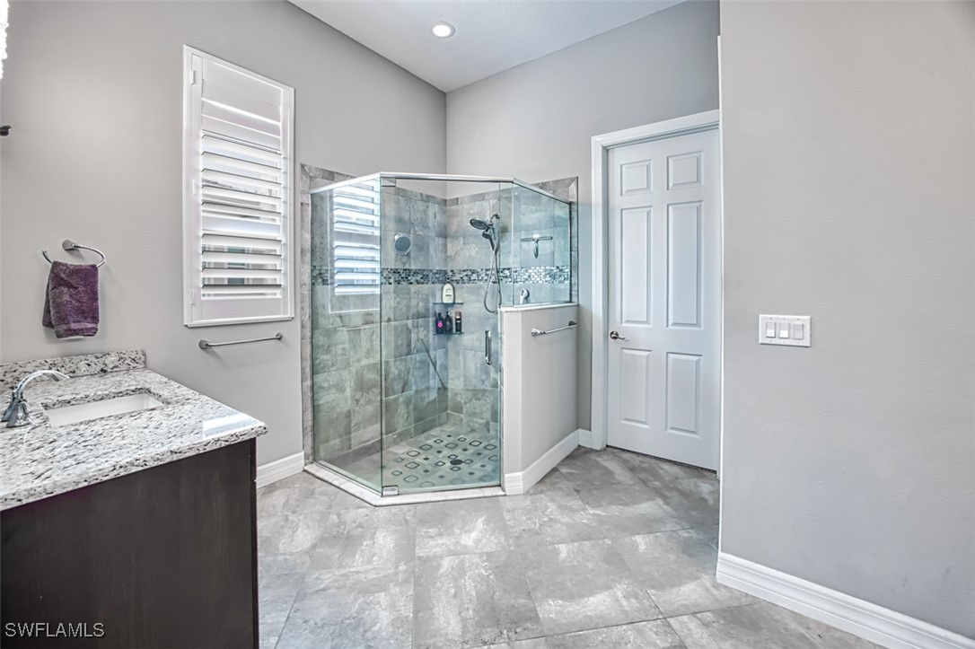 3 Bed Pool Home for Sale in Woodhaven, FL — photo 29
