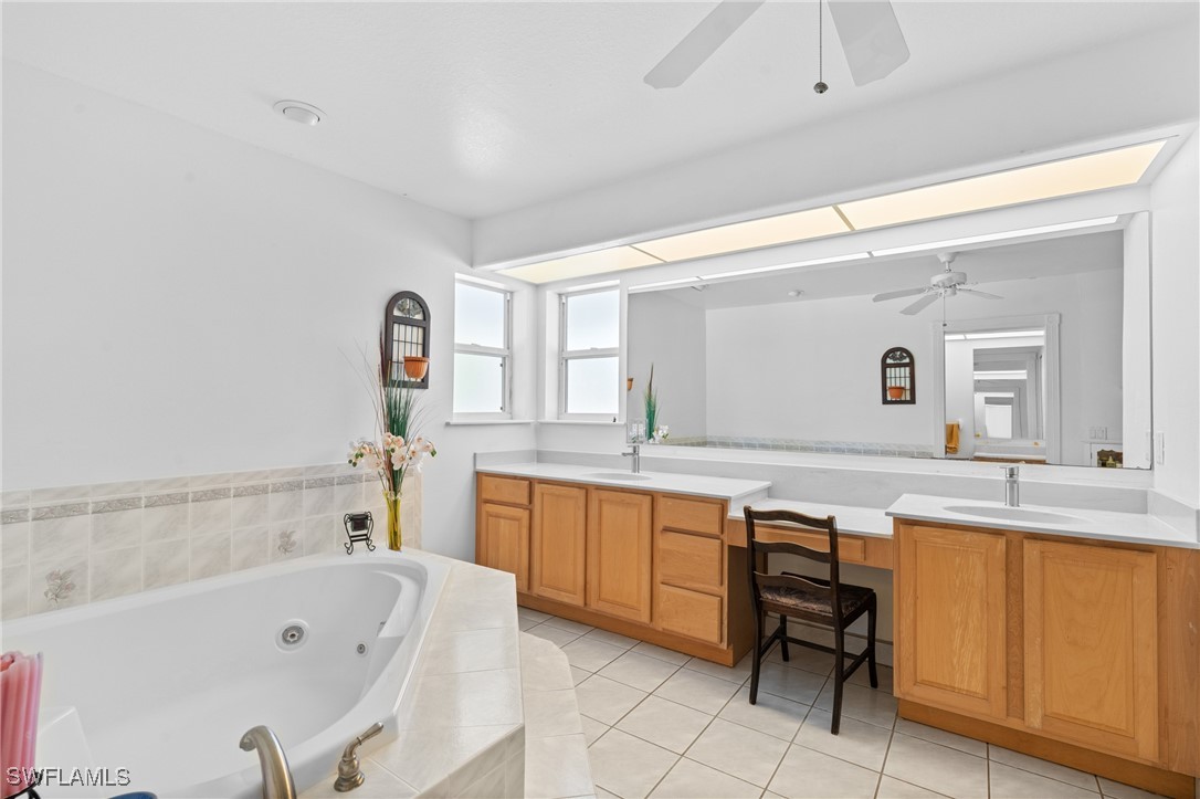 3 Bed SingleFamilyResidence for Sale in North Fort Myers, photo 29
