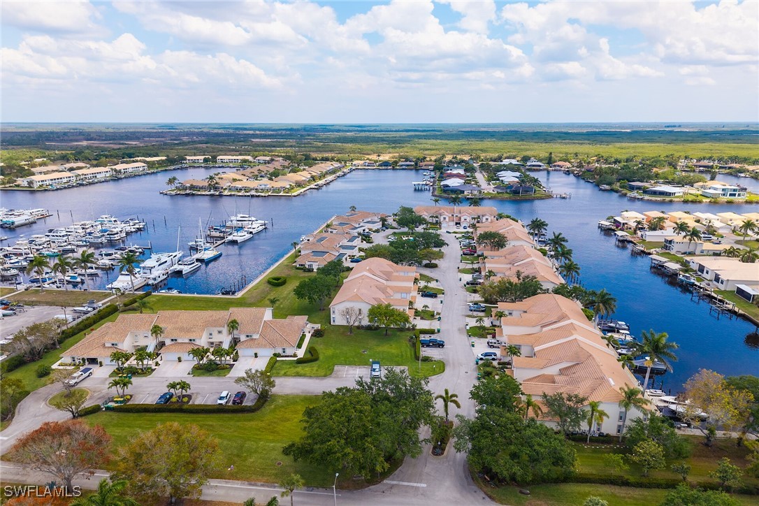2 Bed Waterfront Home for Sale in Sunrise Cay, FL, $399,000 — photo 29