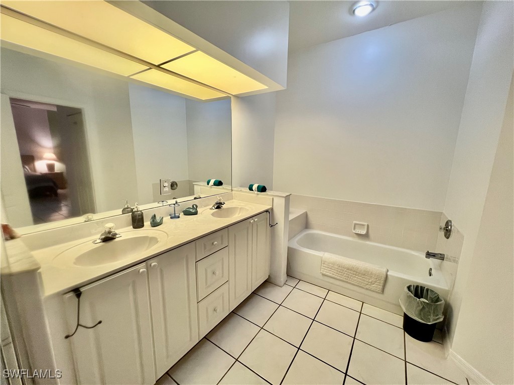 3 Bed Pool Home for Sale in Lehigh Acres, photo 29