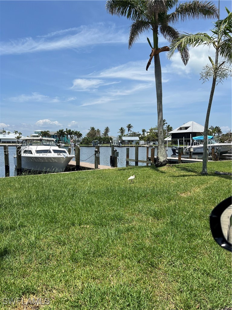 2 Bed Waterfront Home for Sale in Bokeelia, photo 29