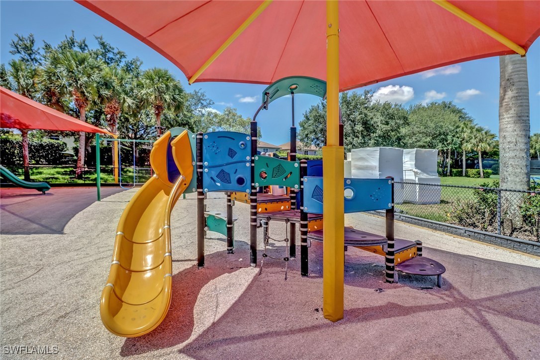 2 Bed Condominium for Sale in Barletta, FL, $249,000 — photo 29