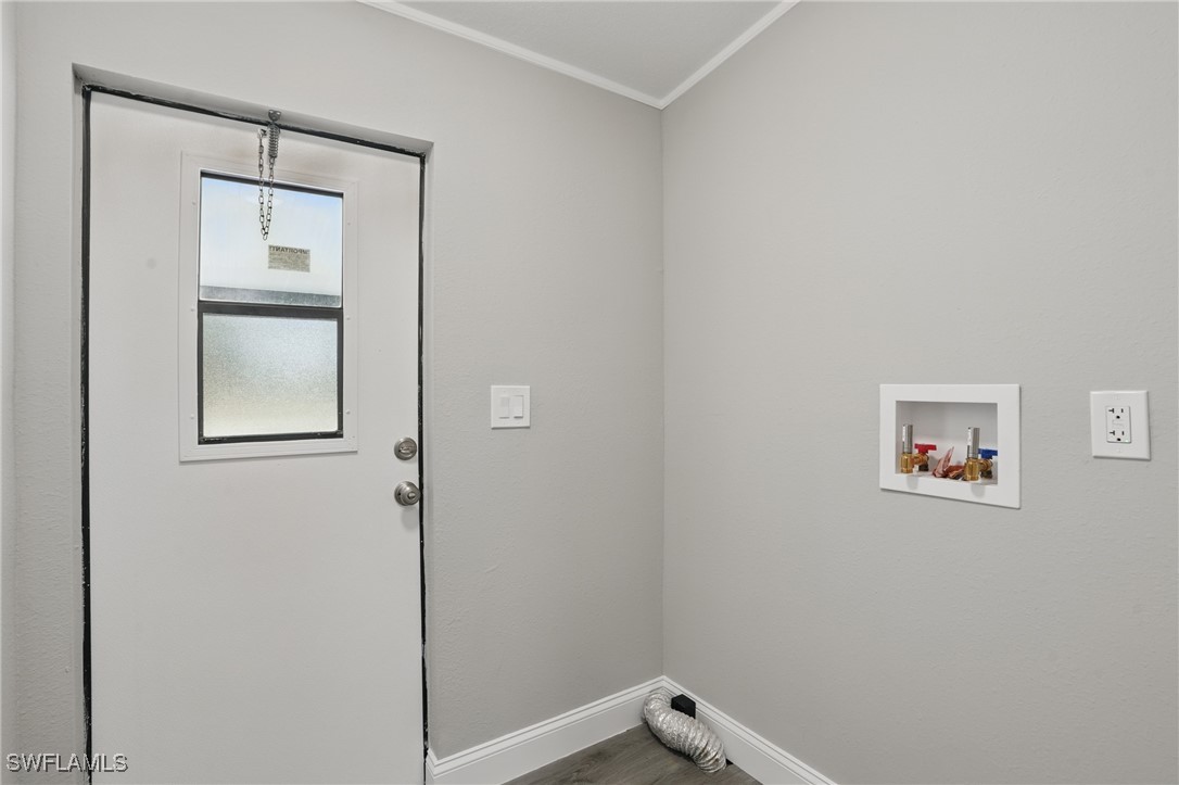 2 Bed ManufacturedHome for Sale in Naples, FL, $199,000 — photo 29