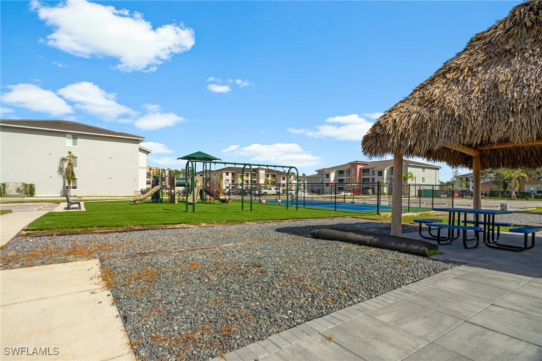 2 Bed Condominium for Sale in Cape Coral, FL, $194,900 — photo 29