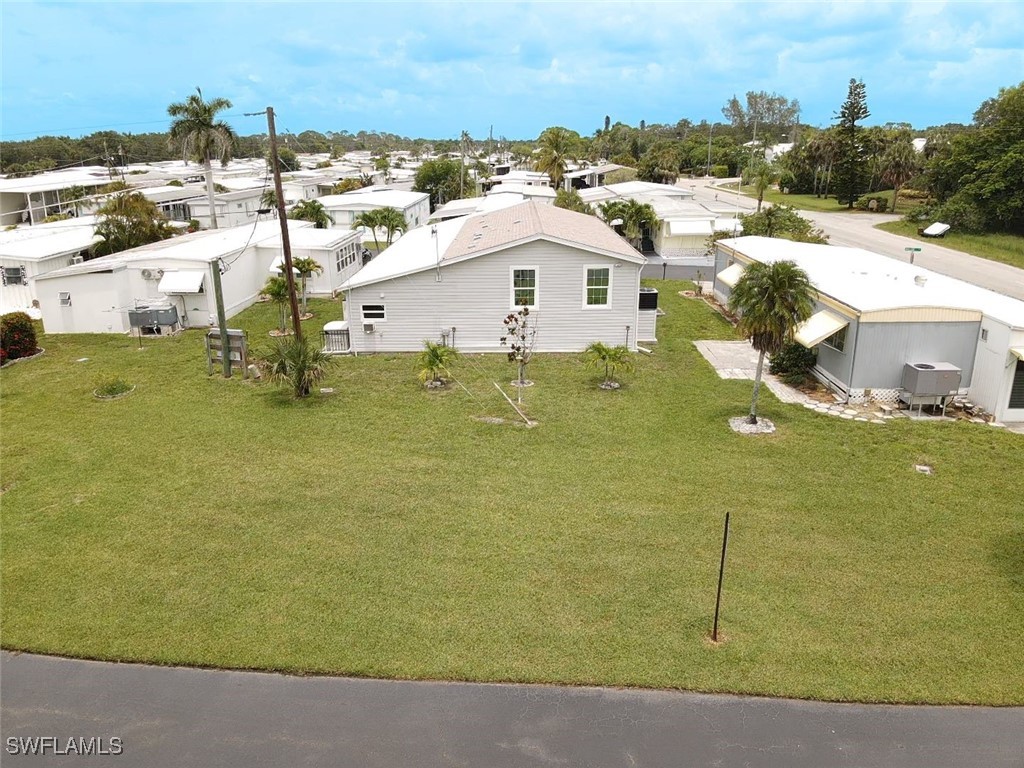 3 Bed ManufacturedHome for Sale in Naples, FL, $250,000 — photo 29