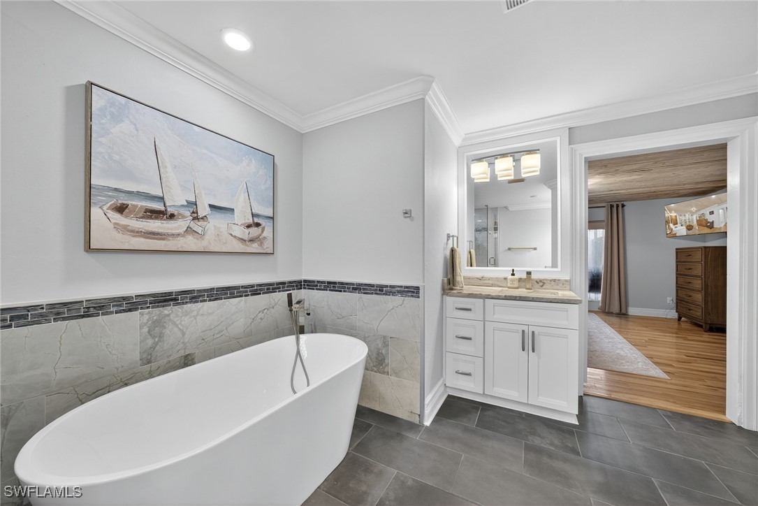 4 Bed Pool Home for Sale in Town And River, FL, $1,399,000 — photo 29
