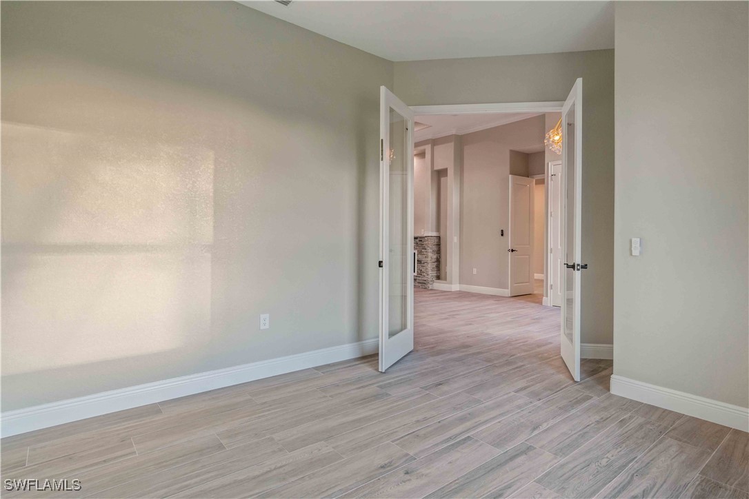 3 Bed Pool Home for Sale in Windward Isle, photo 29
