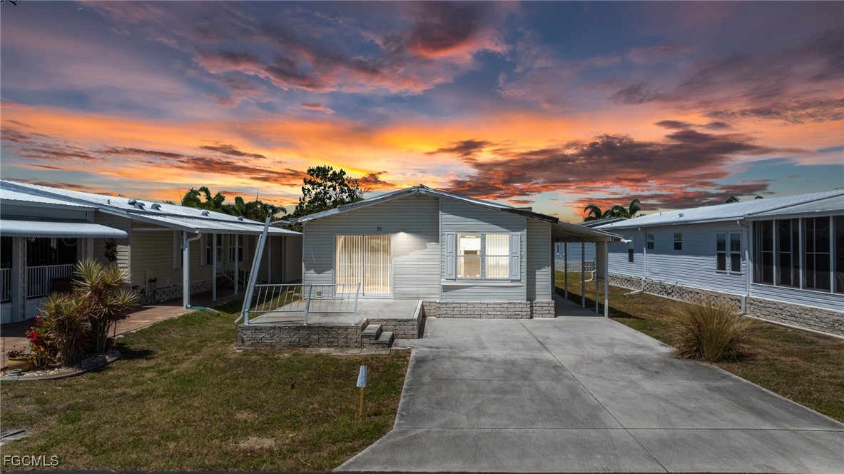 2 Bed ManufacturedHome for Sale in Fort Myers, FL, $89,000 — photo 29