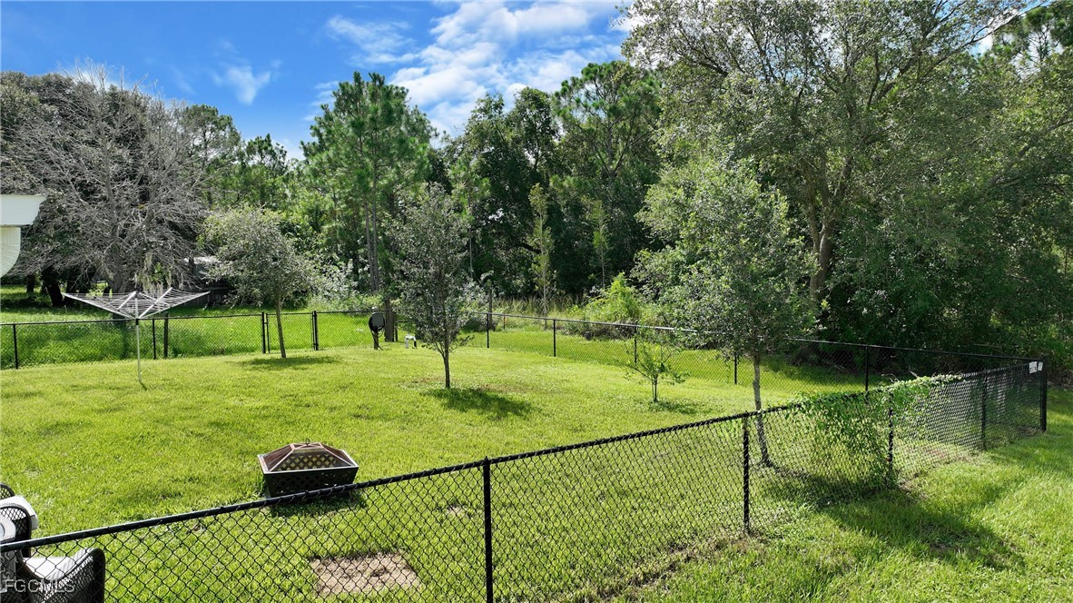3 Bed SingleFamilyResidence for Sale in Lehigh Acres, photo 29