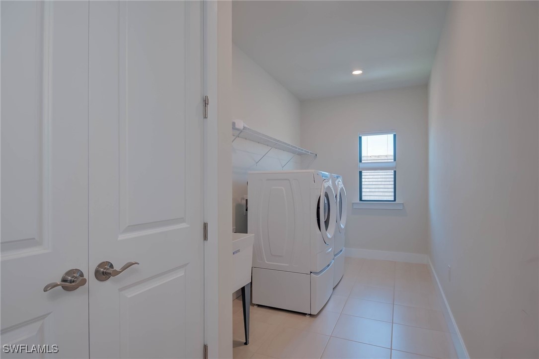 5 Bed SingleFamilyResidence for Sale in Avalon Park, photo 29