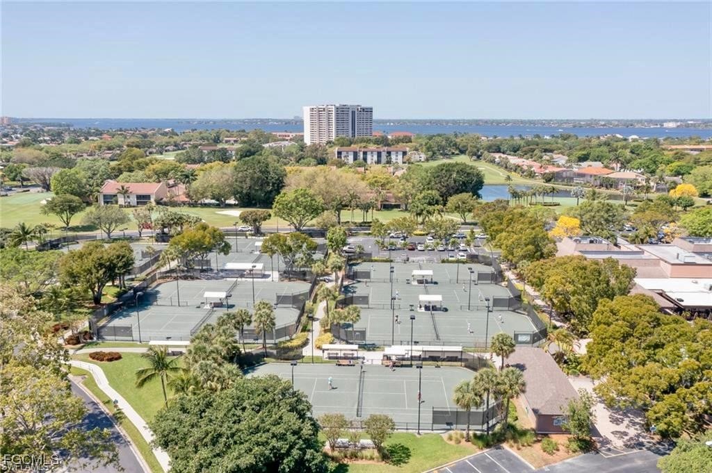 3 Bed Condominium for Sale in Schooner Village, photo 29