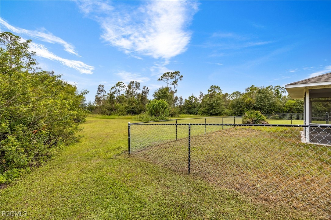 3 Bed SingleFamilyResidence for Sale in Horseshoe Acres, photo 29