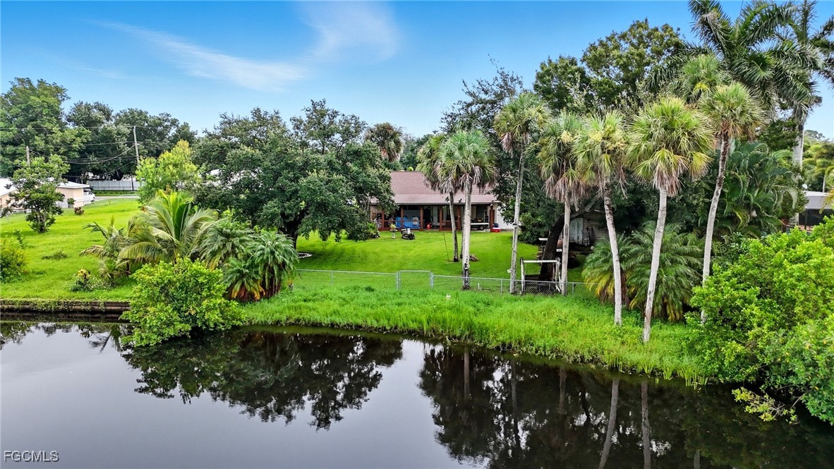 3 Bed Waterfront Home for Sale in North Fort Myers, photo 29