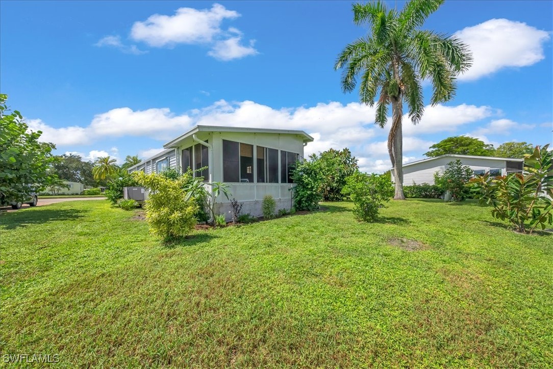 2 Bed ManufacturedHome for Sale in Naples, photo 29