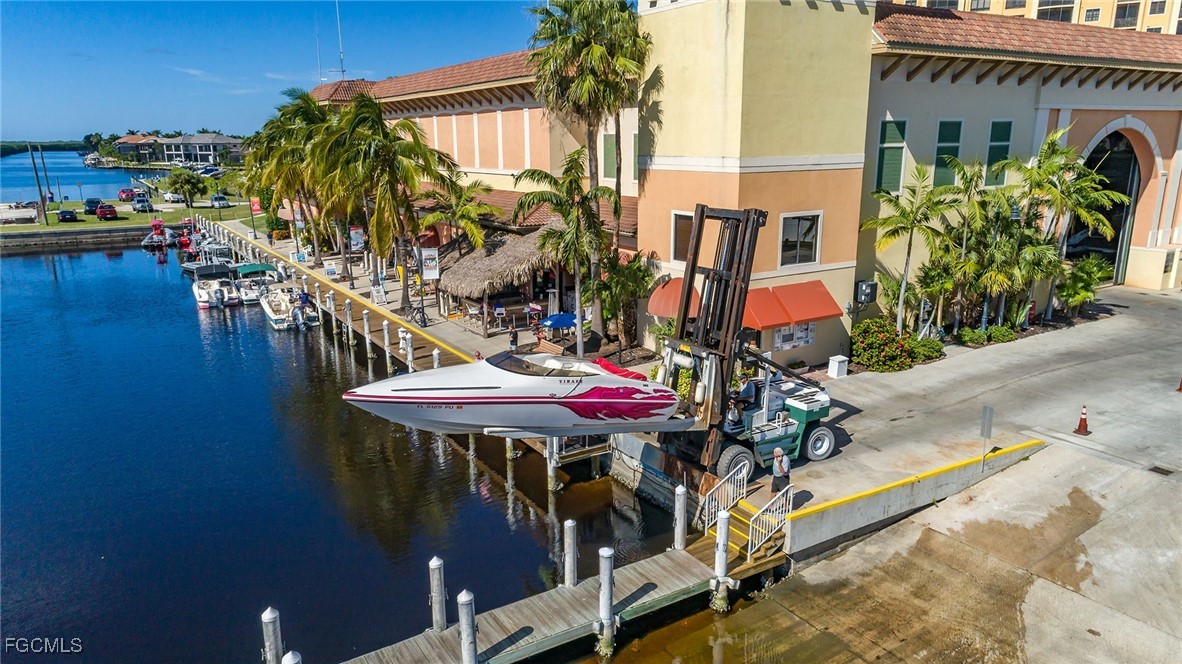 3 Bed Waterfront Home for Sale in Cape Coral, photo 29