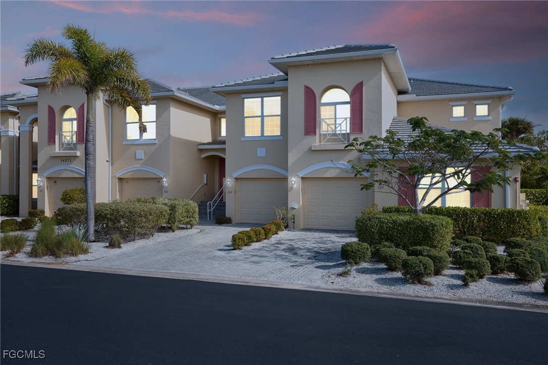 3 Bed Waterfront Home for Sale in Lucaya, FL, $380,000 — photo 29