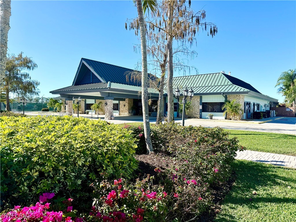 2 Bed ManufacturedHome for Sale in Naples, FL, $145,000 — photo 29