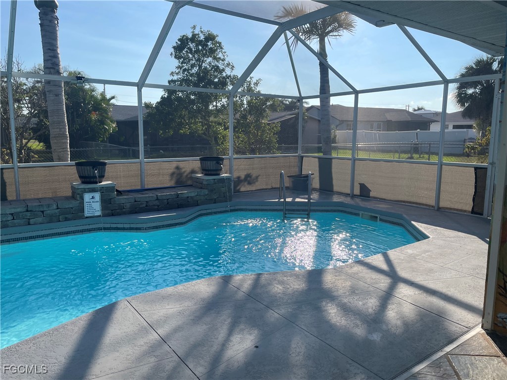 3 Bed Pool Home for Sale in Cape Coral, photo 29