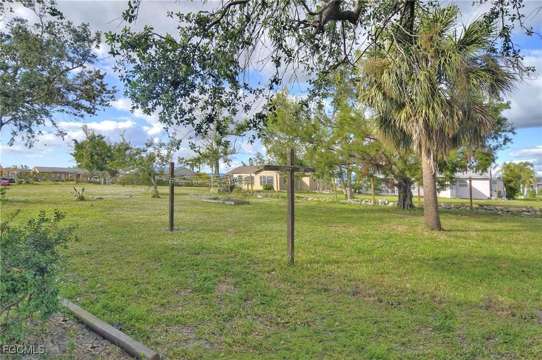 2 Bed SingleFamilyResidence for Sale in Port Charlotte, photo 29