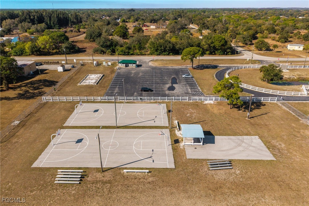 3 Bed SingleFamilyResidence for Sale in Clewiston, FL — photo 29