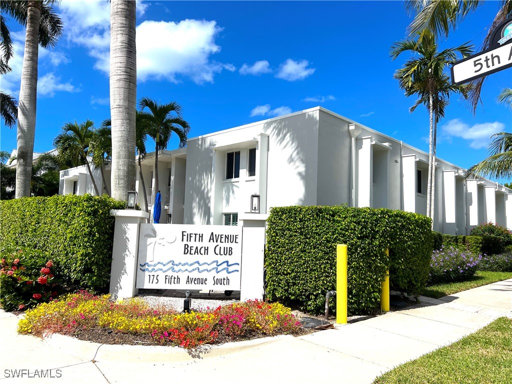2 Bed Condominium for Sale in Naples, photo 29