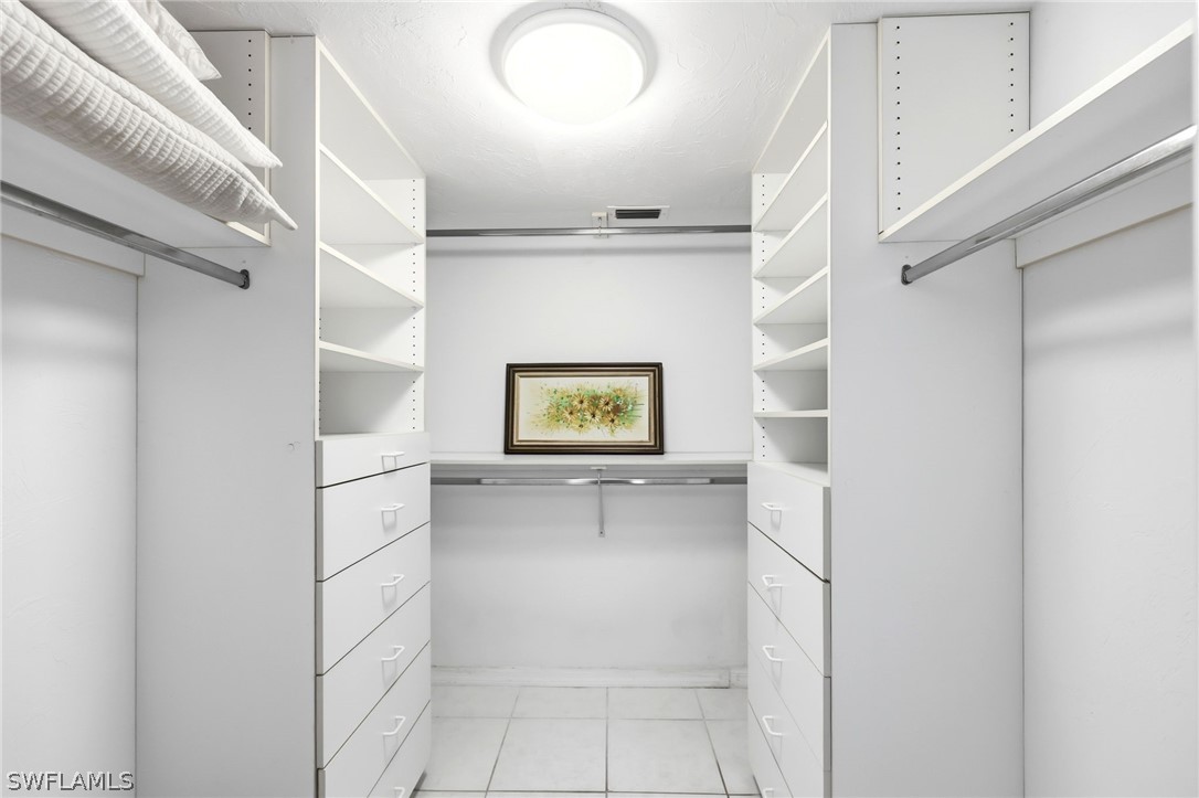 2 Bed Condominium for Sale in Naples, photo 29