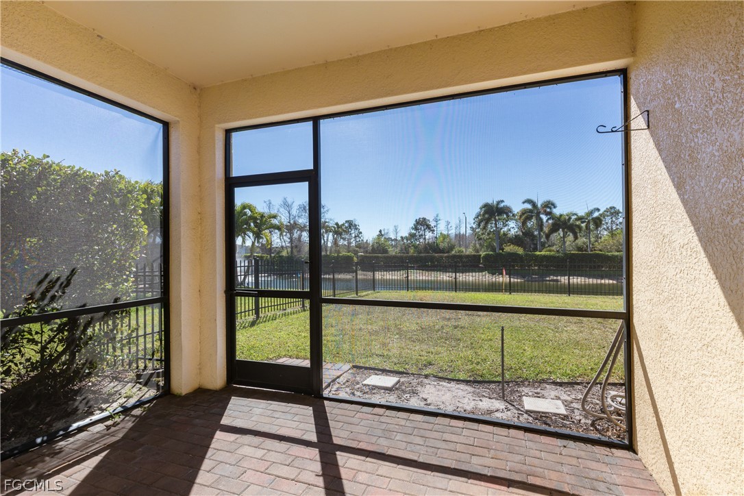 6 Bed Waterfront Home for Sale in Fort Myers, FL, $429,000 — photo 29